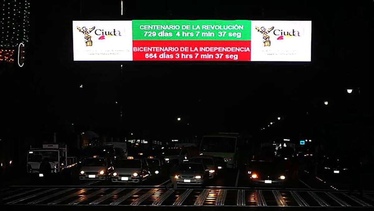 Pantalla Electronica LED - Reloj Conmemorativo a la Independencia y Revolución Mexicana